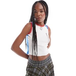 Contrast tank top with zippers